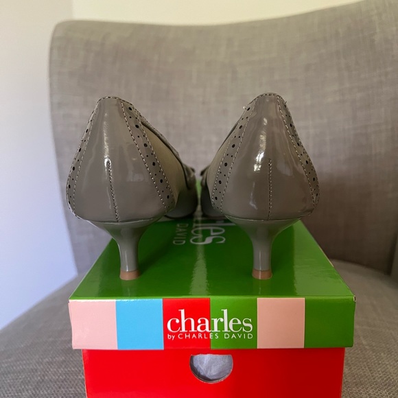 Charles by Charles David Grey Combo Dizzie Kitten Heel Pumps US 7 (M, B) - Picture 4 of 8